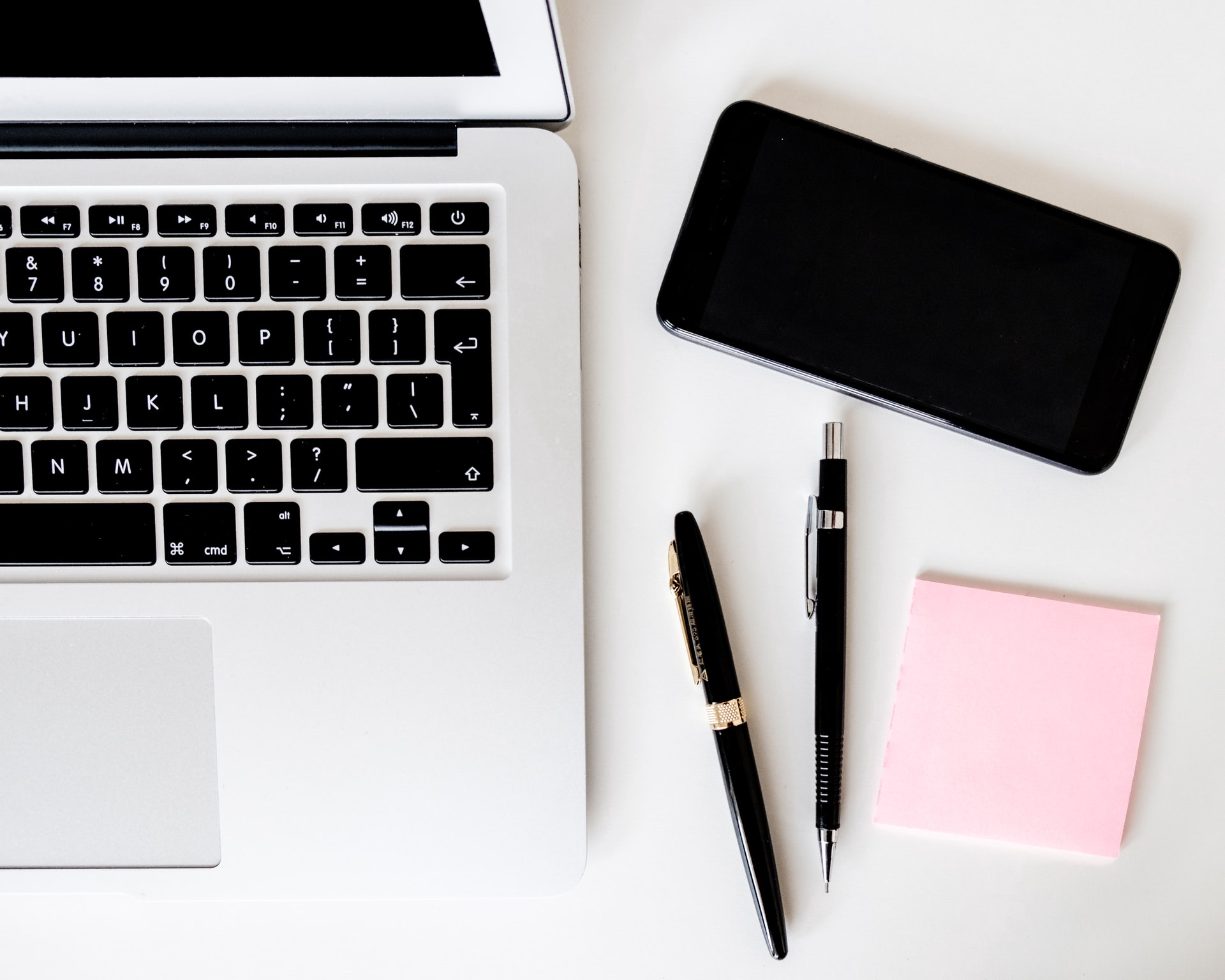 PR Reporting - Prowly Magazine