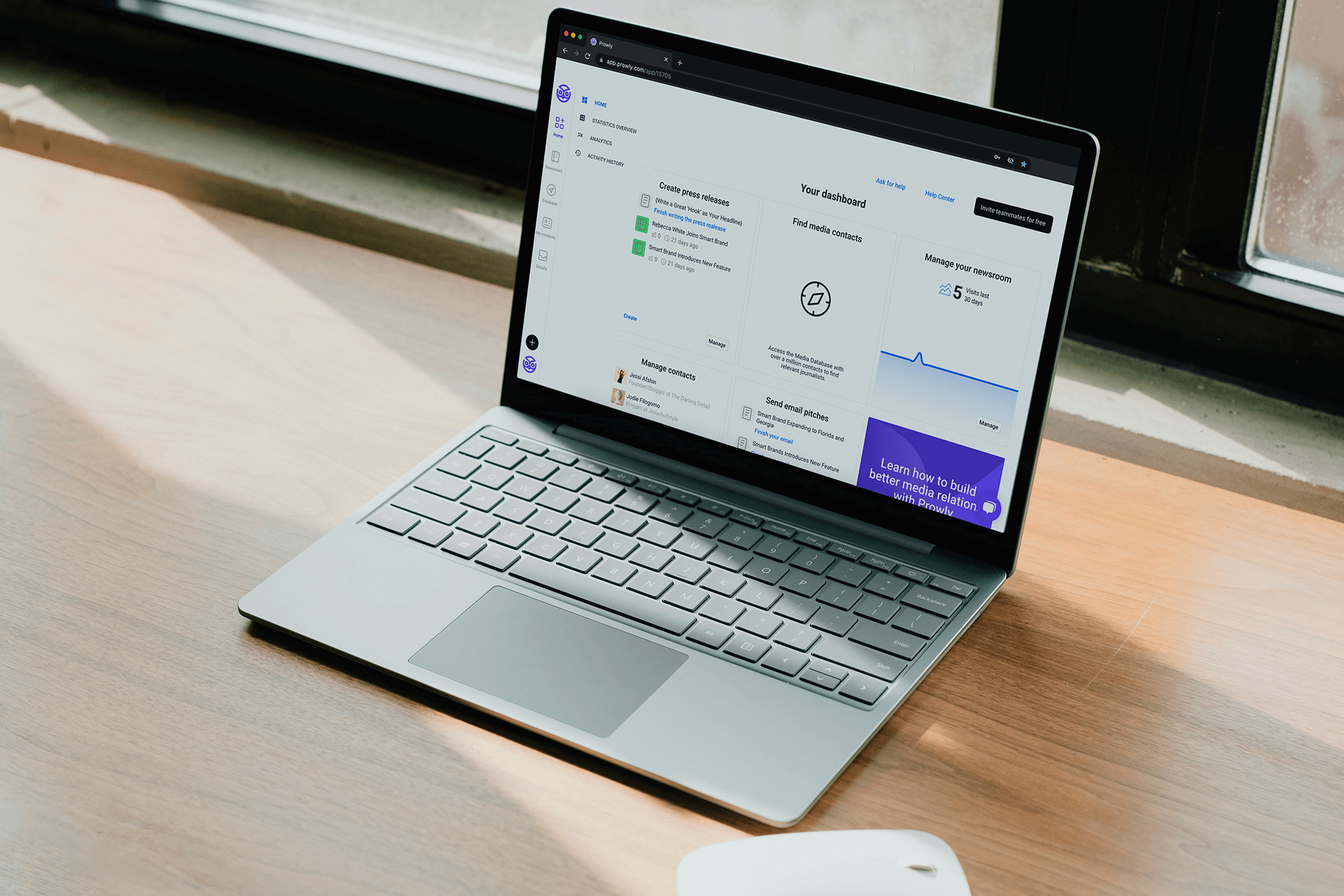 Why choose Prowly - with reviews
